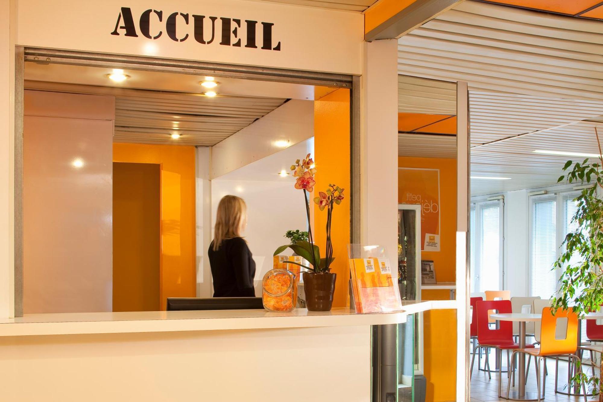 Fast Hotel Les Ulis - Courtaboeuf Ngoại thất bức ảnh